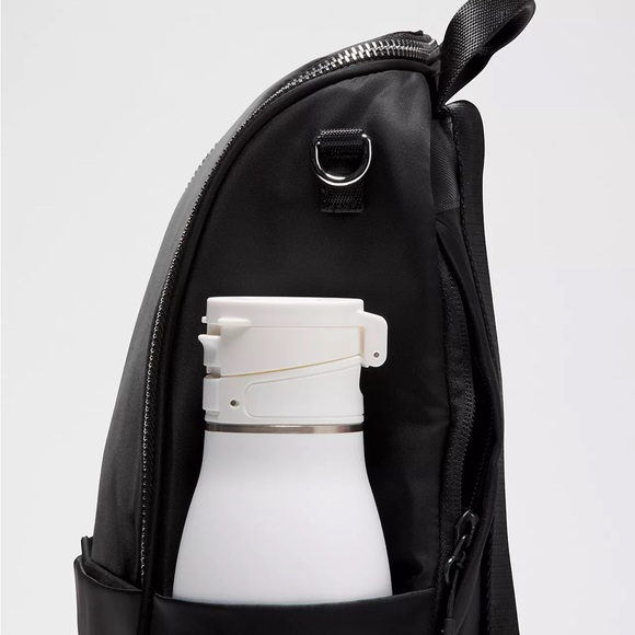 Lululemon City Essentials Small Backpack 10L- Black - Picture 12 of 13